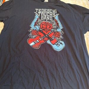 Fruit of the Loom Black Band Graphic Tee